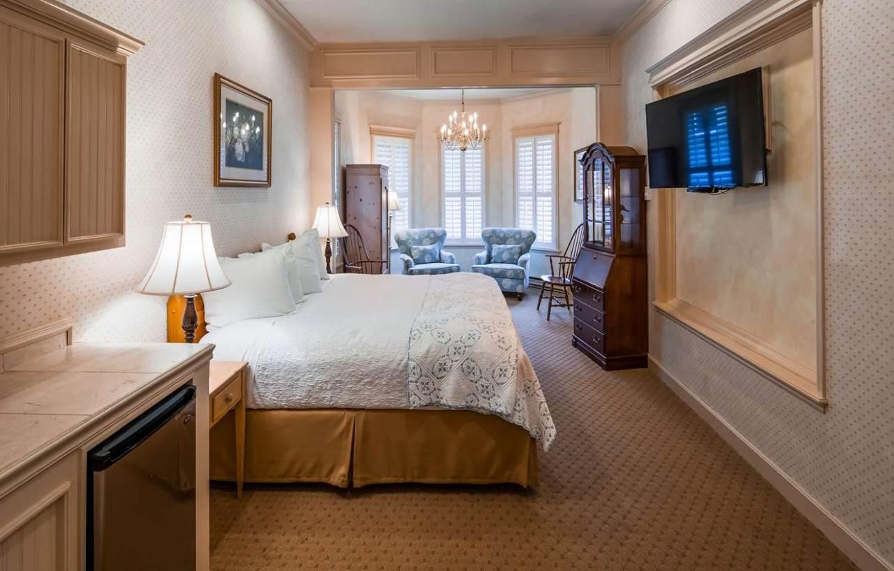Western Grandma's Feather Bed 3*