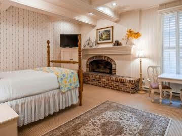 Gasthof Western Grandma's Feather Bed 3*